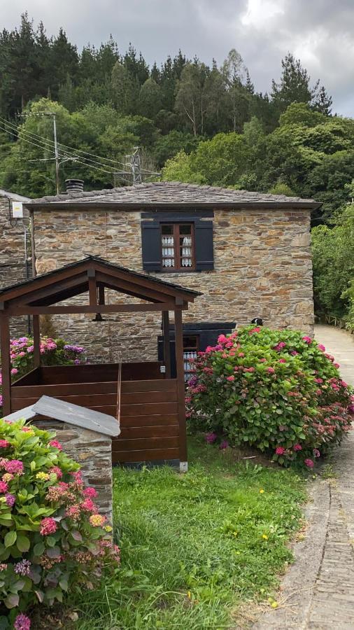Casas Rurales Tareira En Taramundi Zewnętrze zdjęcie