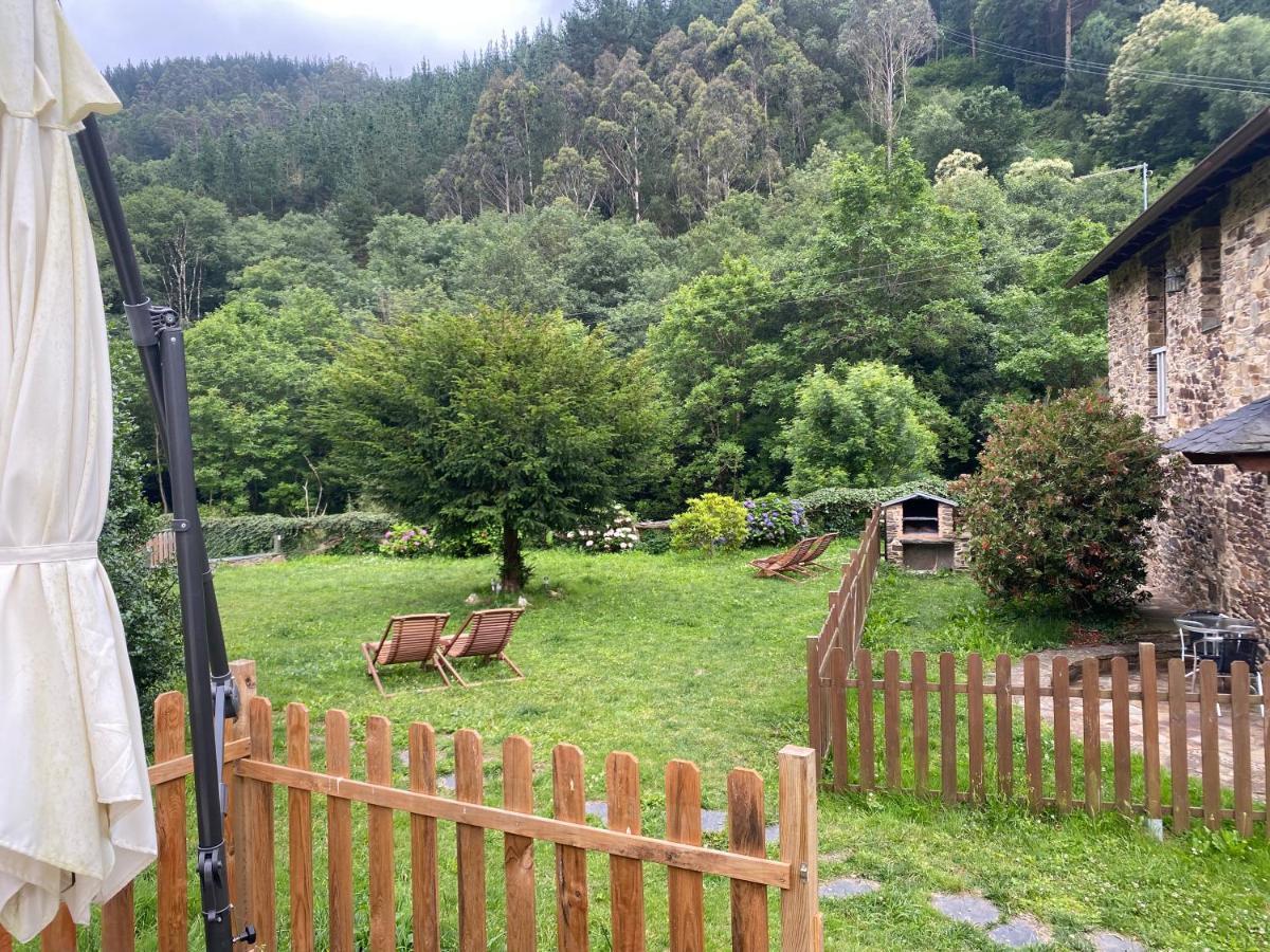 Casas Rurales Tareira En Taramundi Zewnętrze zdjęcie